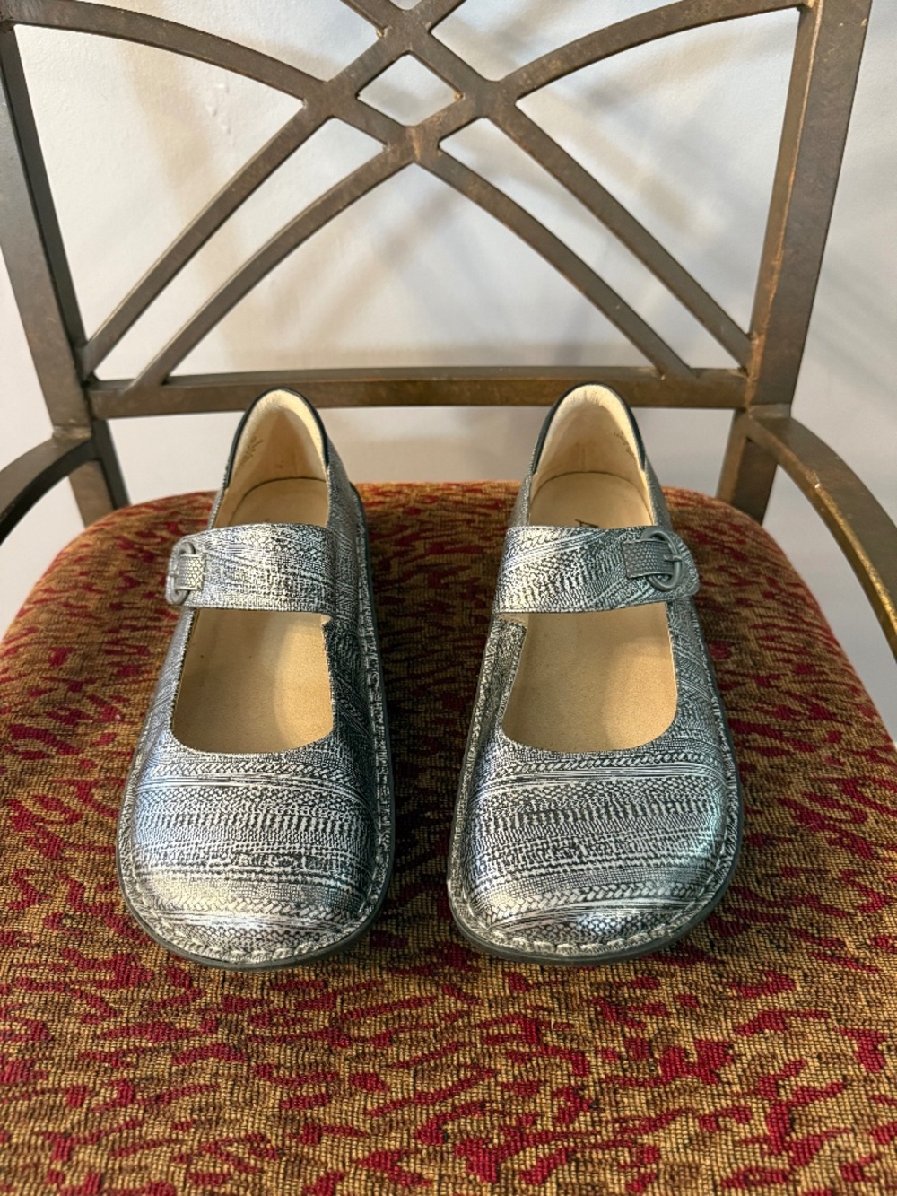 Alegria by PG Lite Paloma Mary Jane Shoes - size 39